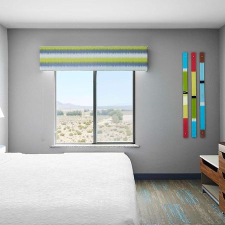 Hampton Inn & Suites Ridgecrest Eksteriør billede