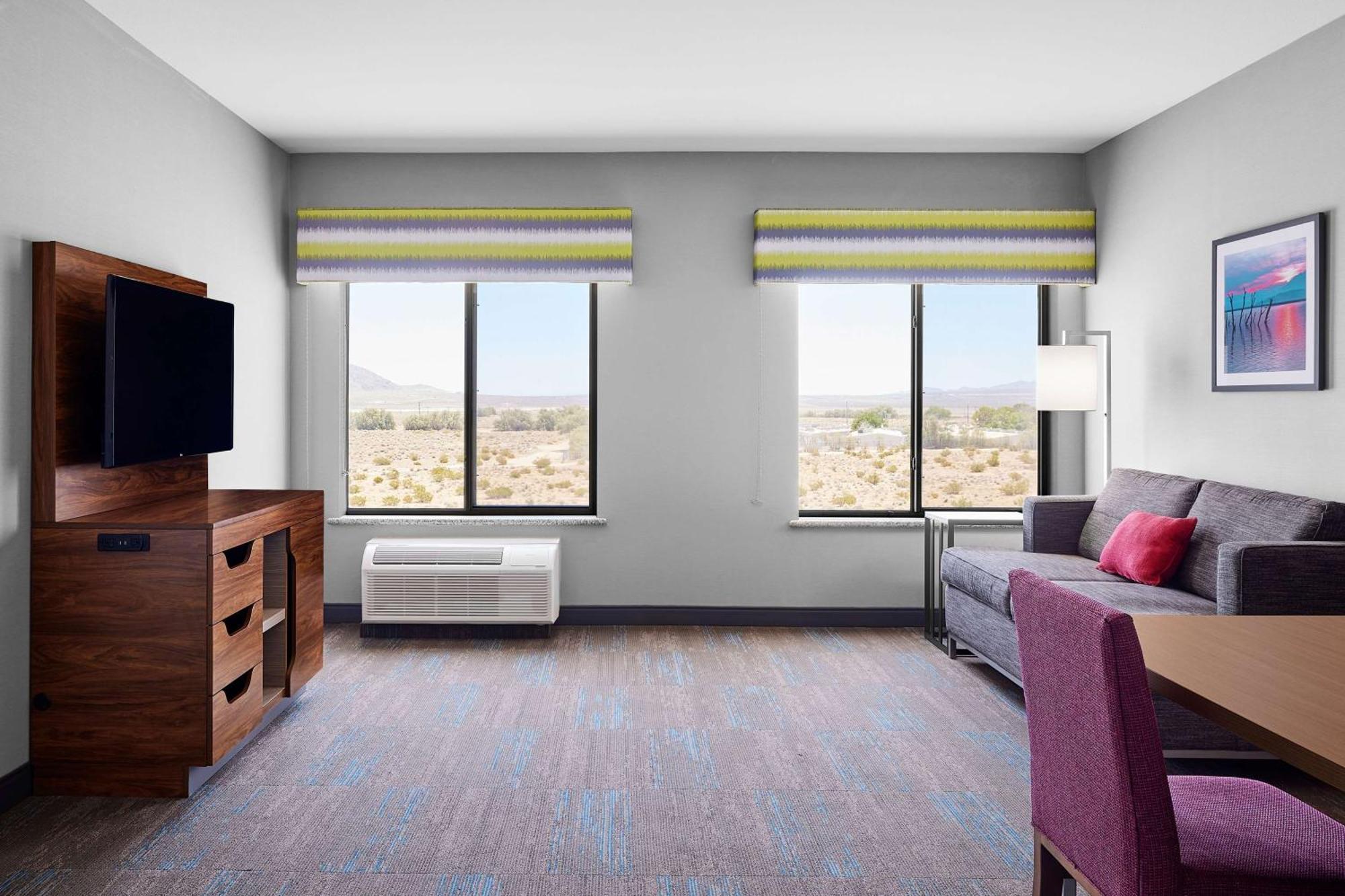 Hampton Inn & Suites Ridgecrest Eksteriør billede