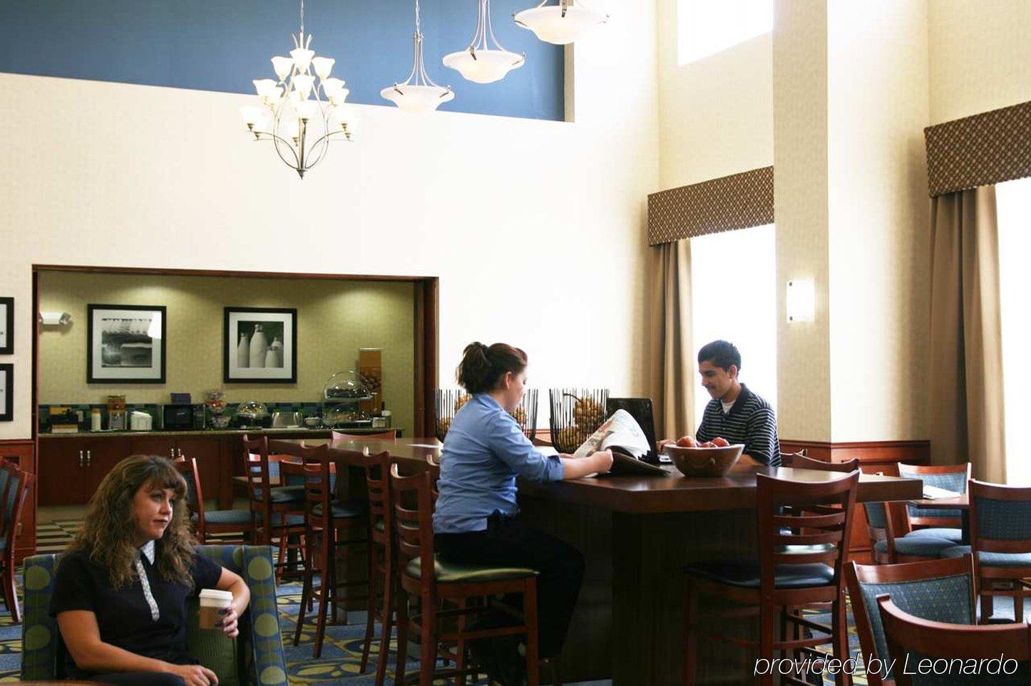 Hampton Inn & Suites Ridgecrest Restaurant billede