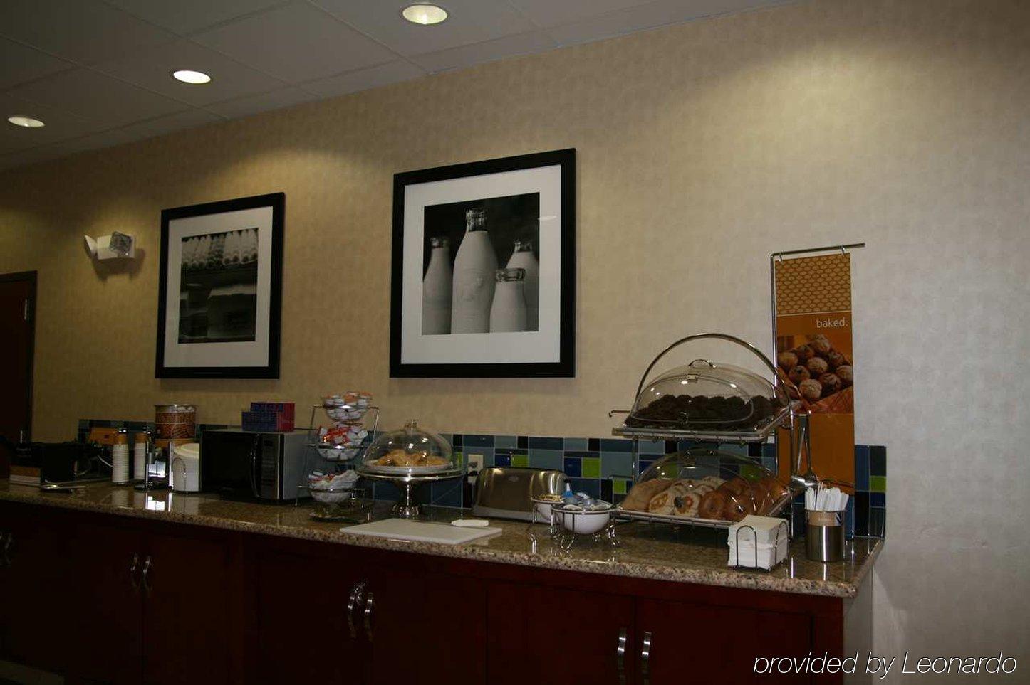 Hampton Inn & Suites Ridgecrest Restaurant billede
