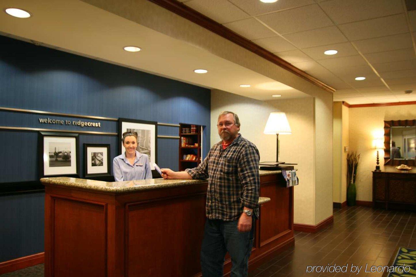 Hampton Inn & Suites Ridgecrest Eksteriør billede